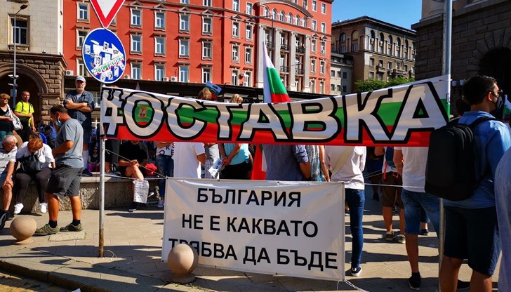 Партиите в парламента започнаха да се озлобяват към българите в чужбина, не искат да си имат главоболие да им уреждат гласуването