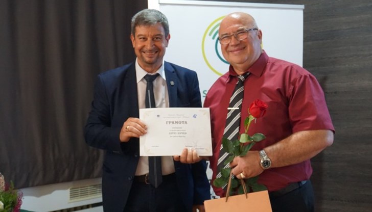 Заместник-кметът на Русе по „Хуманитарни дейности“ получи наградата за социално партньорство за своята дългогодишна работа в сферата на образованието и културата