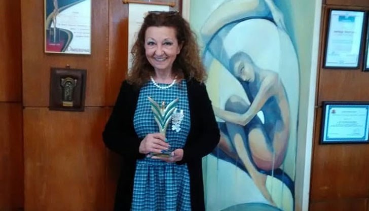 Мария Дуканова е отличена със Специалната награда на Председателя на Синдиката на българските учители в XXIV национален конкурс на СБУ