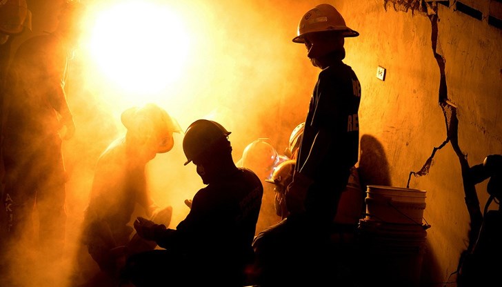 Два екипа на РСПБЗН - Видин са участвали в потушаването на огъня Два екипа на РСПБЗН - Видин са участвали в потушаването на огъня