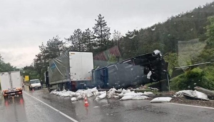 Той е 57-годишен молдовски гражданин