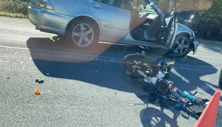 Той е бил блъснат от лек автомобил, управляван от 26-годишен водач Той е бил блъснат от лек автомобил, управляван от 26-годишен водач