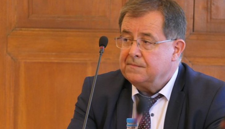 Ще работим за нормалното функциониране на отрасъла, каза служебният министър на земеделието, храните и горите