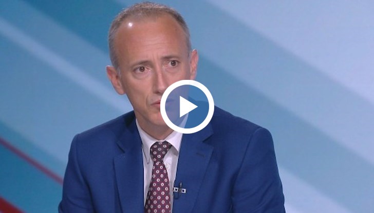 Удължаване на учебната година няма да има, обяви просветният министър