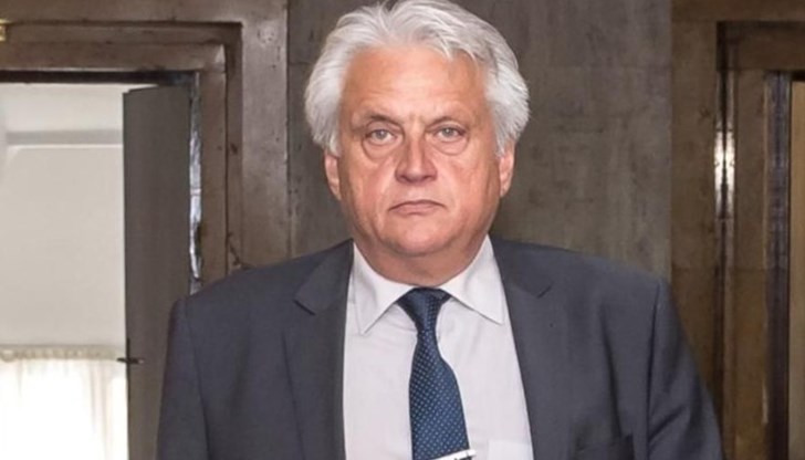 Служебният вътрешен министър е учуден, че прокуратурата възлага на независим орган проверка за СРС Служебният вътрешен министър е учуден, че прокуратурата възлага на независим орган проверка за СРС