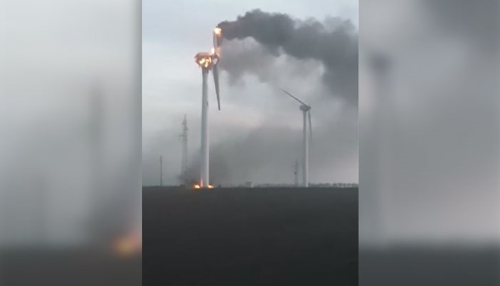 Районът е отцепен, гасенето е трудно Районът е отцепен, гасенето е трудно