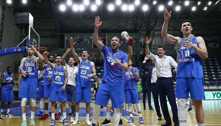 "Сините" спечелиха историческия финал в баскетболната лига