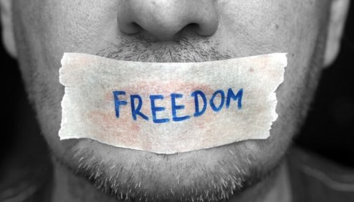 Журналистите не бива да са статуетки на нечие нощно шкафче