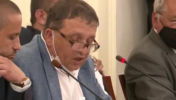 Собственикът на "Градус" е давал 5 милиона лева заем на Илчовски, обяви той пред комисията