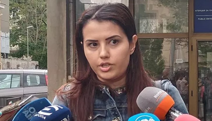 Какво значи да се родиш в "точното" семейство и в "точната" страна. Как тати и бати дадоха летящ кариерен старт на Десито Какво значи да се родиш в "точното" семейство и в "точната" страна. Как тати и бати дадоха летящ кариерен старт на Десито