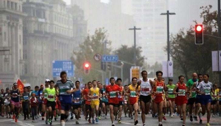 Състезанието беше спряно Състезанието беше спряно