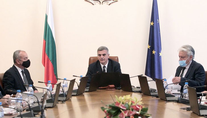 Бонусът от 50 лв. към пенсията остава със сигурност до края на мандата на служебното правителство Бонусът от 50 лв. към пенсията остава със сигурност до края на мандата на служебното правителство