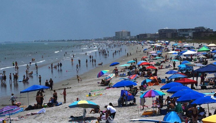 С напредъка на ваксинационната кампания САЩ постепенно се връща към нормален живот С напредъка на ваксинационната кампания САЩ постепенно се връща към нормален живот