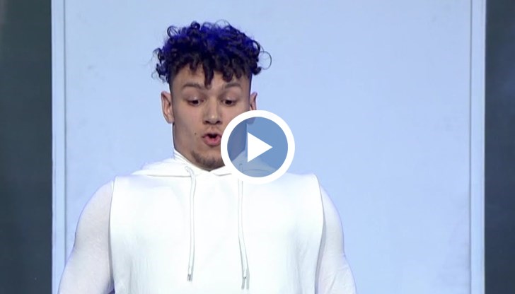 Симо просълзи цяла България не само със страхотните си танци, но и с романтичното предложение към своята приятелка