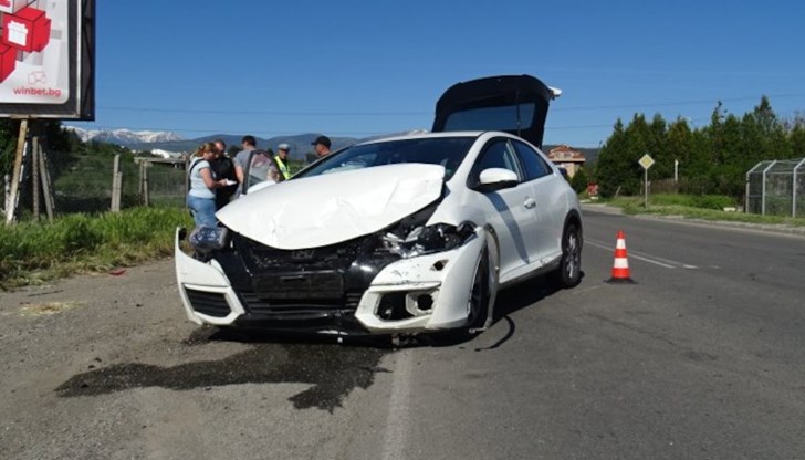 Отнели предимството на друг шофьор на лек автомобил