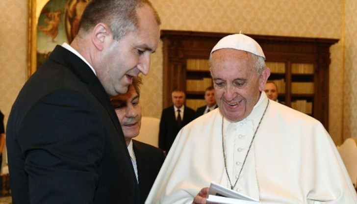 Това е четвъртата официална среща на президента Радев с папа Франциск