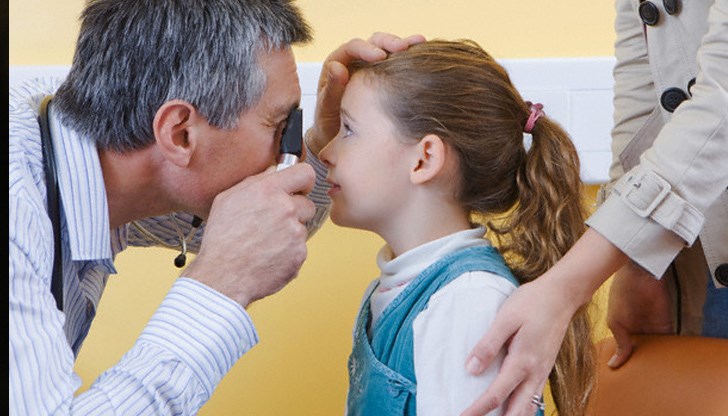 Прегледите са част от Националната скринингова кампания за безплатни очни прегледи на Български лекарски съюз, Българското дружество по офталмология и Байер България