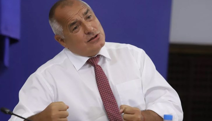 Подминавайте с мълчание изблиците и воплите на разяждащите го страх и дезориентация