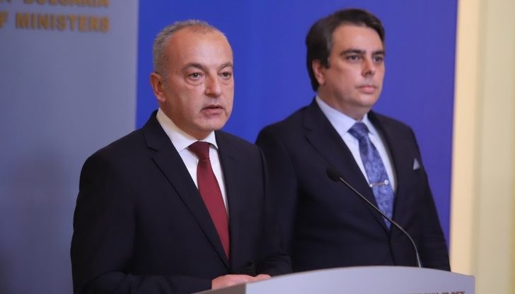 Министър Гълъб Донев посочи, че финансовото състояние на държавата е изключително тежко