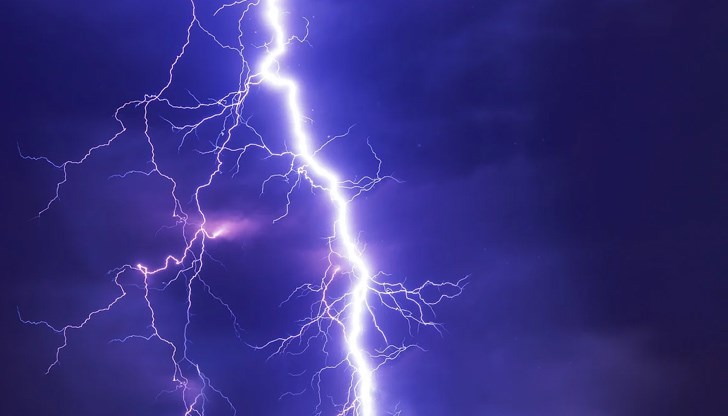 Не е ясно точното количество паднал дъжд над града, тъй като и в момента продължава да вали