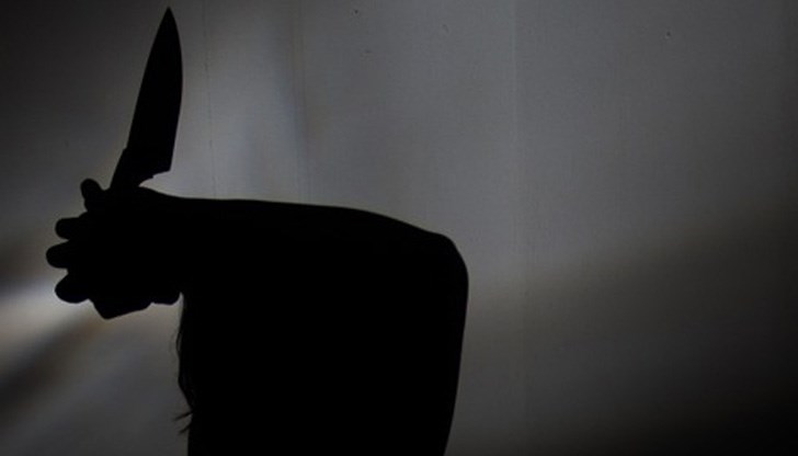 Един човек е убит, а четирима са ранени