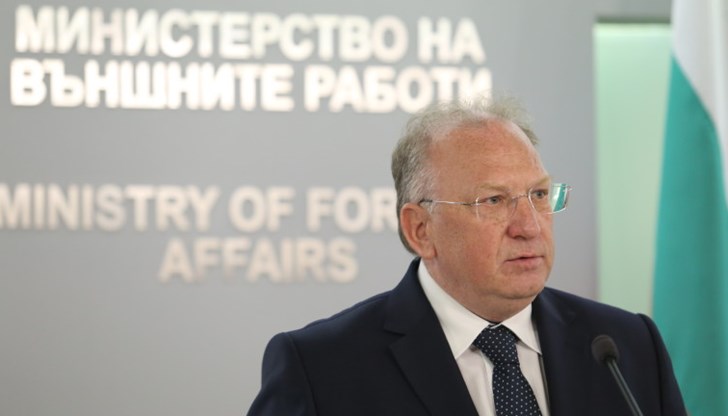 Външният министър: Не може да се очаква промяна в позицията ни по отношение на РСМ Външният министър: Не може да се очаква промяна в позицията ни по отношение на РСМ