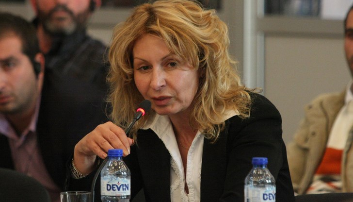 Беновска се е затворила у дома и я е страх да излиза