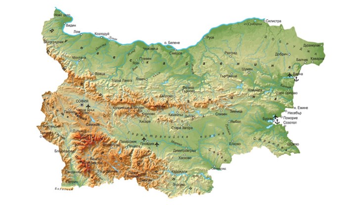 България е разделена административно-териториално на 28 области и 265 общини, в които има обособени 3160 кметства