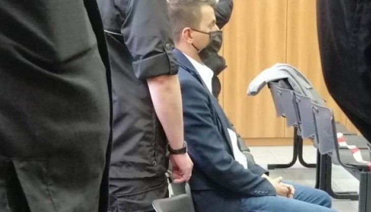 Той помогнал да бъде осуетено наказателното преследване срещу обвиняемия, причинил жестока катастрофа с три жертви Той помогнал да бъде осуетено наказателното преследване срещу обвиняемия, причинил жестока катастрофа с три жертви