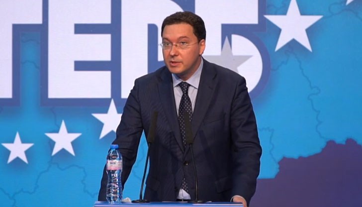 Защо Радев скри, че НАТО осъди агресията на Русия и подкрепи България?