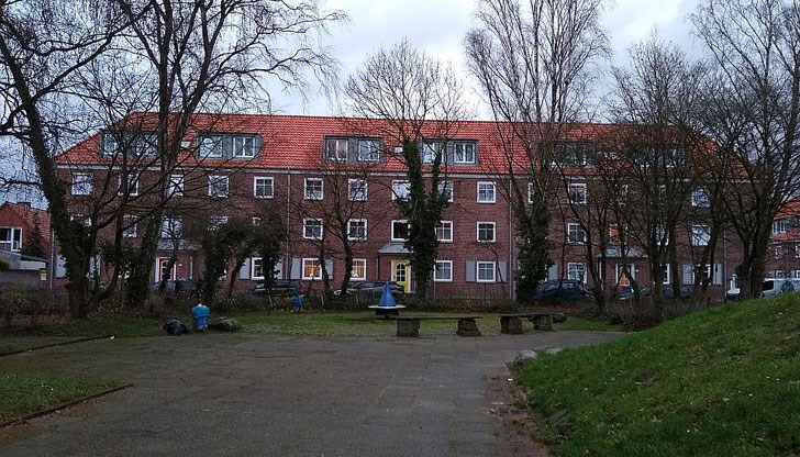 Скандал в Бремен - общинска фирма целенасочено дискриминира "хора с друг цвят на кожата, включително роми, българи и румънци"