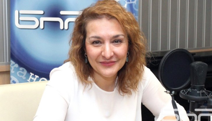 Защитничката на ГЕРБ и Бойко Борисов започна да хвали президента Румен Радев и да критикува отишлото си правителство Защитничката на ГЕРБ и Бойко Борисов започна да хвали президента Румен Радев и да критикува отишлото си правителство