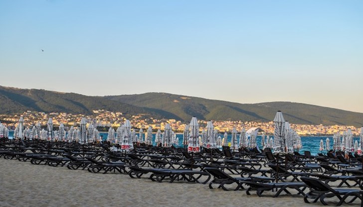 Концесионната такса за пясъчната ивица ще бъде намалена със същия процент