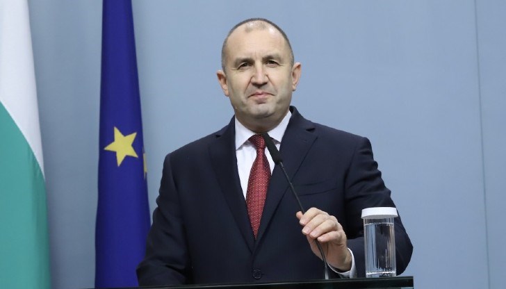 Надявам се, че българските социалисти ще оползотворят възможността на третия проучвателен мандат, каза Радев
