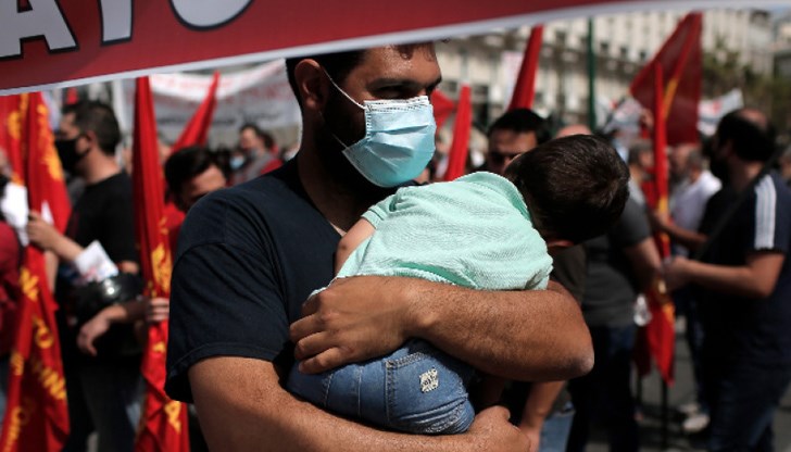 Стачката е срещу промени, които според синдикатите целят по-лесното уволнение на работещите в транспортния сектор Стачката е срещу промени, които според синдикатите целят по-лесното уволнение на работещите в транспортния сектор