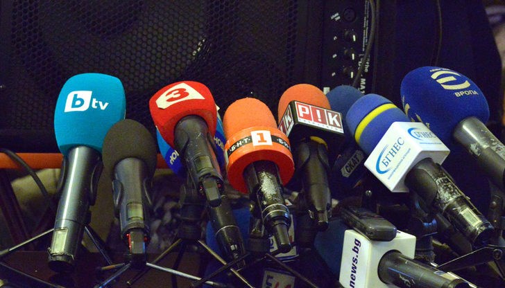 Както правилно отбеляза Николай Стайков - нито една телевизия не прекъсна програмата си, за да излъчи брифинга на икономическия министър Кирил Петков по темата "ББР"