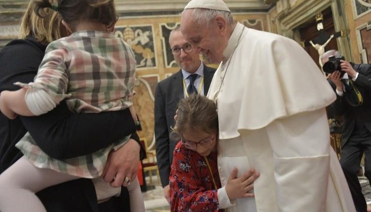 Папа Франциск произнесе слово пред Асоциация за борба с педофилията