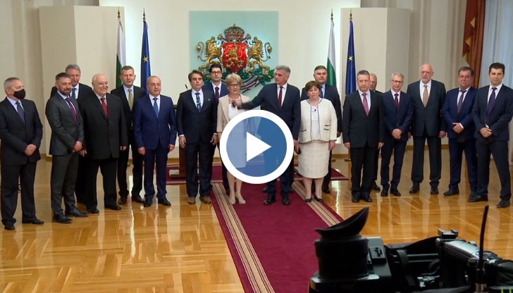 Президентът представи членовете на кабинета „Янев”