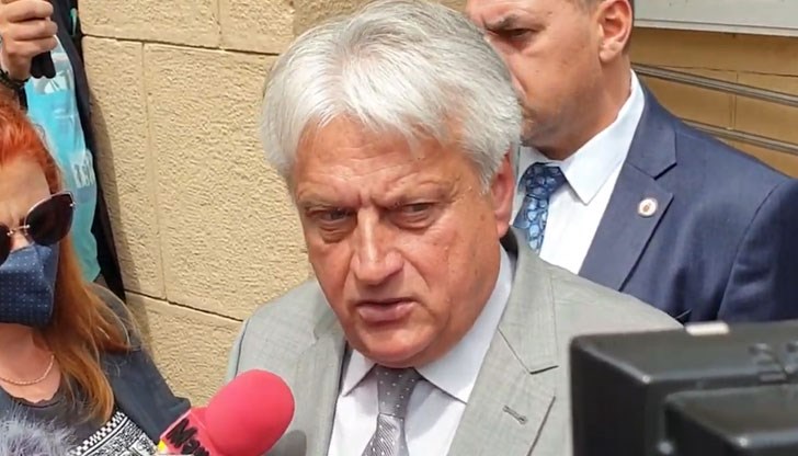 Бойко Рашков е заявил, че „не му е известно” да му е отнет достъпът до секретни документи, но "както се вижда - всичко е възможно"