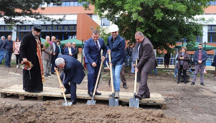 Общата стойност на проекта е 5 милиона лева, като се очаква да бъде напълно завършен до лятото на 2022 година