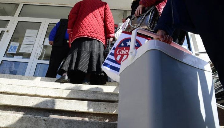 Това стана след проведен разговор между областния управител Галин Григоров и директора на Регионалната здравна инспекция д-р Маргарита Николова Това стана след проведен разговор между областния управител Галин Григоров и директора на Регионалната здравна инспекция д-р Маргарита Николова