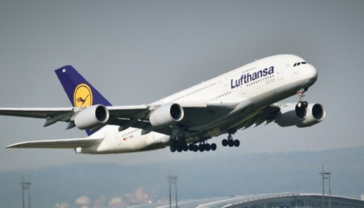 Ситуацията около полетите до и през Беларус ескалира на фона на аварийно кацане на самолет на Ryanair в Минск