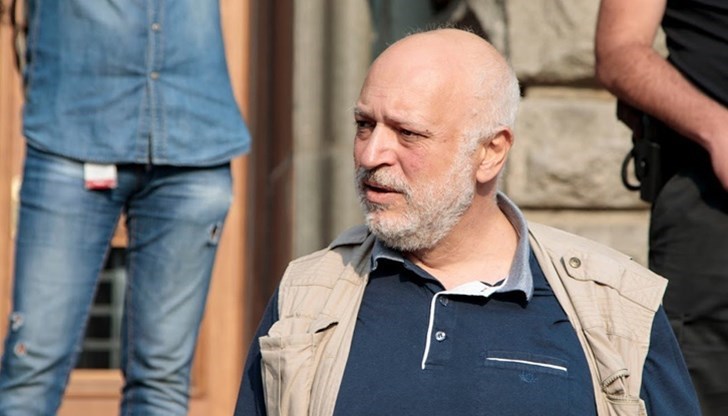 Проф. Велислав Минеков обяви имената на заместниците си Проф. Велислав Минеков обяви имената на заместниците си