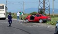Жена загина при катастрофа между лек автомобил и автобус