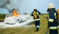 Пожар изпепели автомобил, каравана и соларни панели в Черешово