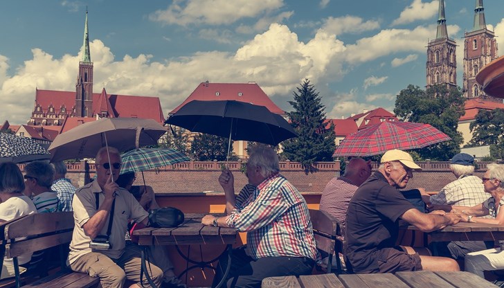 В противен случай скоро пенсионната система ще изпадне във "финансов шок"