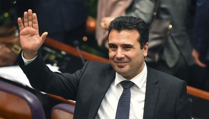 Вчера Янев коментира, че очаква провеждането на разговорите от общата политическа картина Вчера Янев коментира, че очаква провеждането на разговорите от общата политическа картина