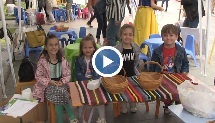 Атракции, забавления и приятни изненади посрещнаха малчуганите