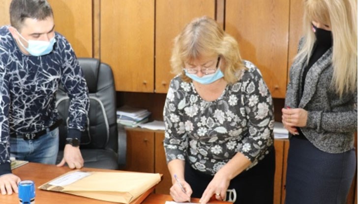 Повечето листи за изборите на 11 юли са изцяло подменени