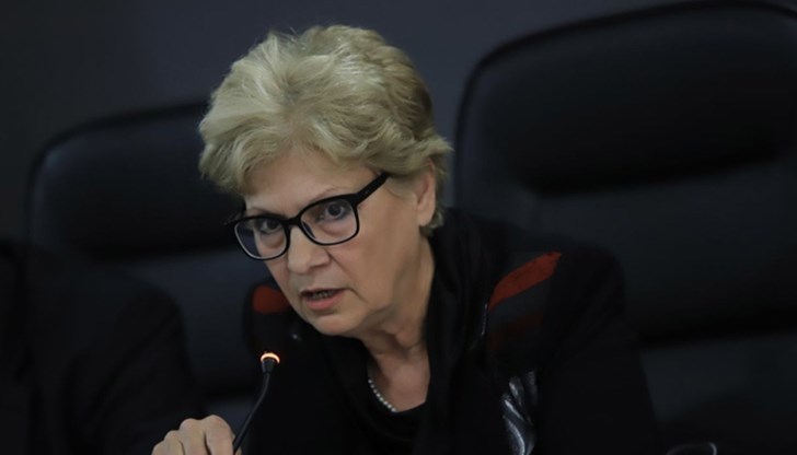 Виолета Комитова е изпратила писмо, с което заявява, че са допустими само плащания по трудови правоотношения